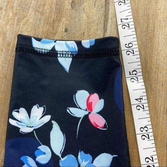 Adidas black floral print climalite leggings, XL (juniors) - Picture 10 of 13